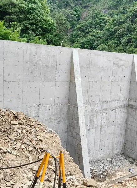 亳州涡阳县重力式挡土墙